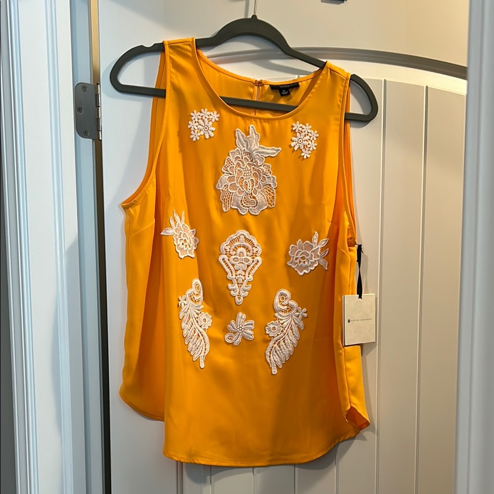 Victoria Beckham x Target appliqué sleeveless blouse NWT